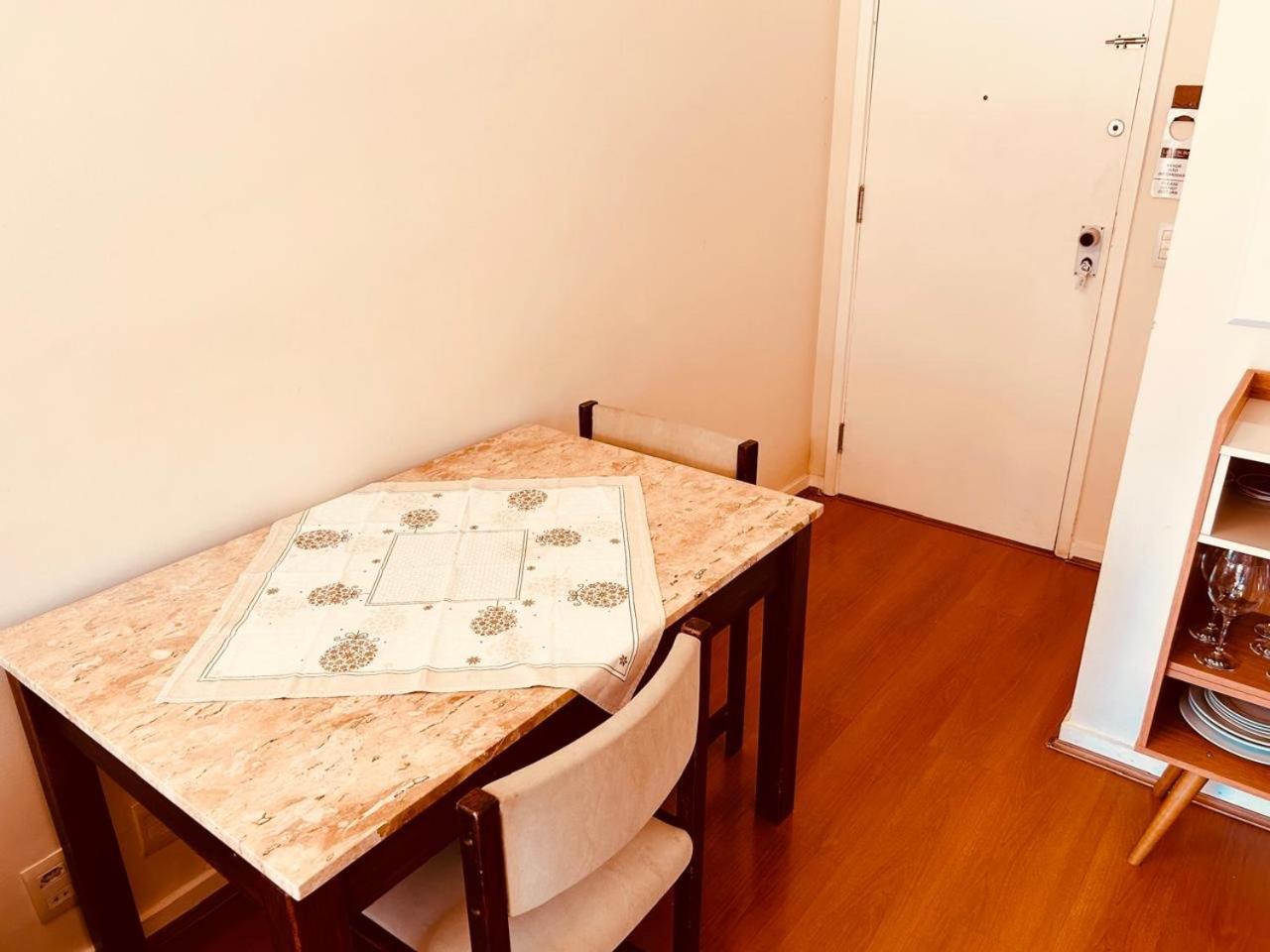 Leblon Inn: Beachside Flat with Daily Housekeeping and Gym - Rio de Janeiro — Fotos 3